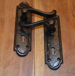 Victorian Scroll Style Cast Iron Door Handles With Keyhole (300)